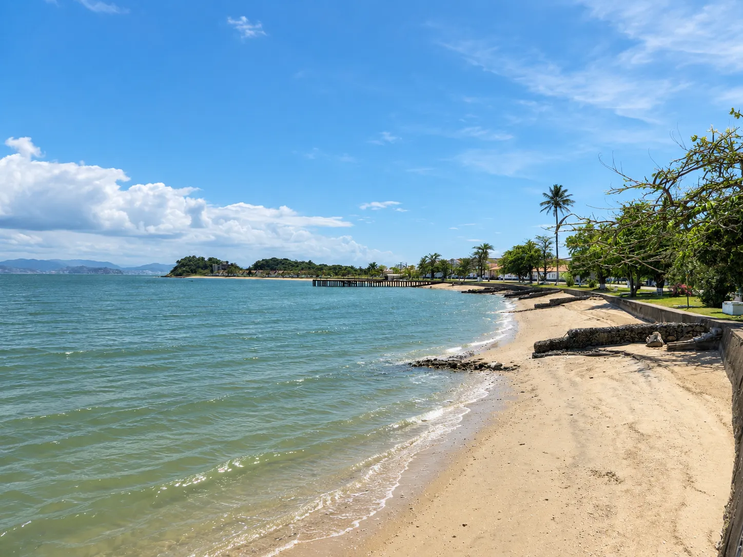 Caiacanga Mirim no Sul da Ilha de Florianópolis