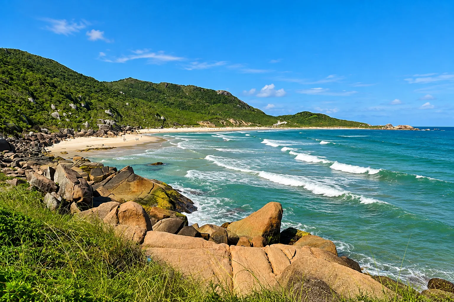 Paisagem no caminho entre Barra da Lagoa e Praia da Galheta em Florianópolis