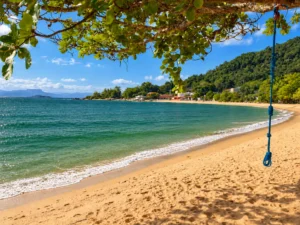 Praia no Centrinho do Ribeirão da Ilha Praia Ribeirão da Ilha